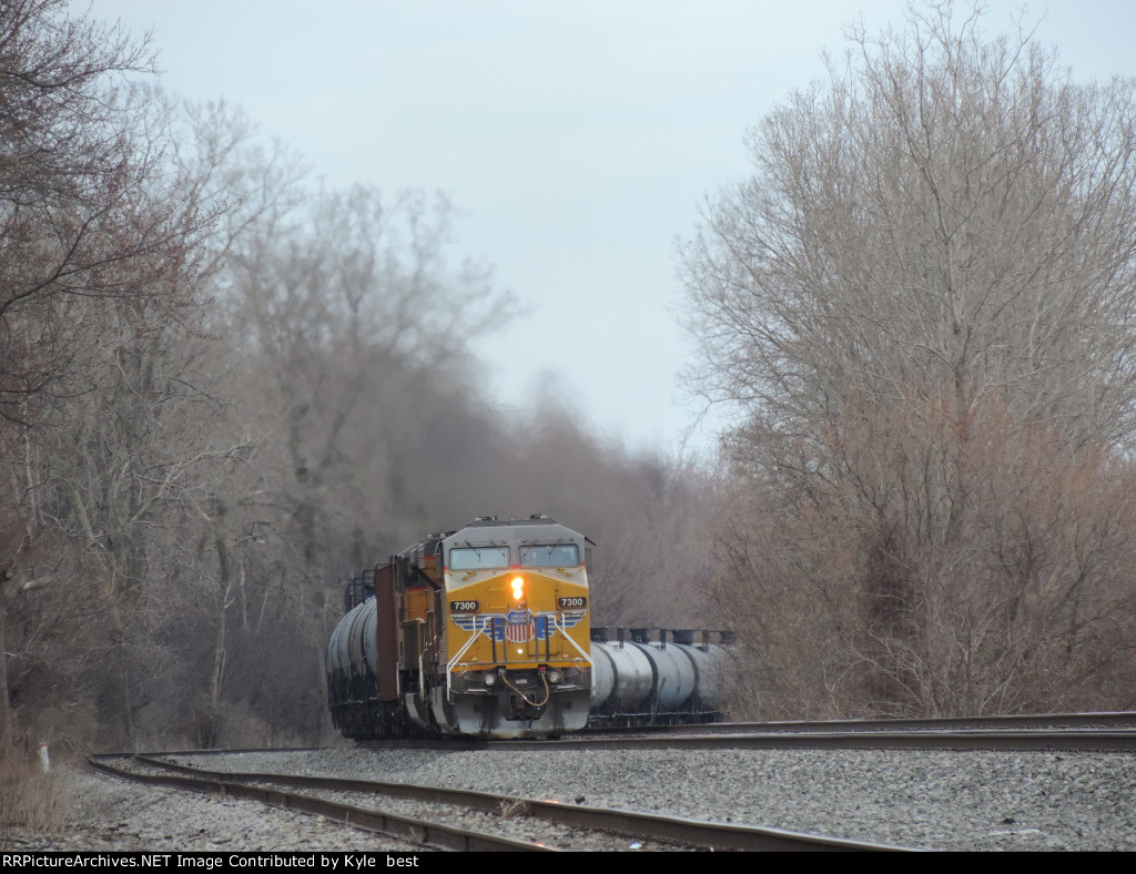 B78003 around the curve 